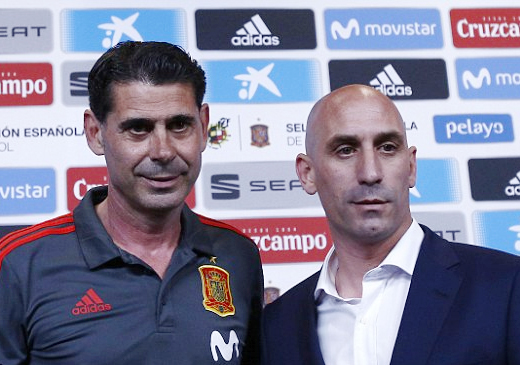 Huyền thoại Real làm “thuyền trưởng” tạm quyền tuyển Tây Ban Nha

